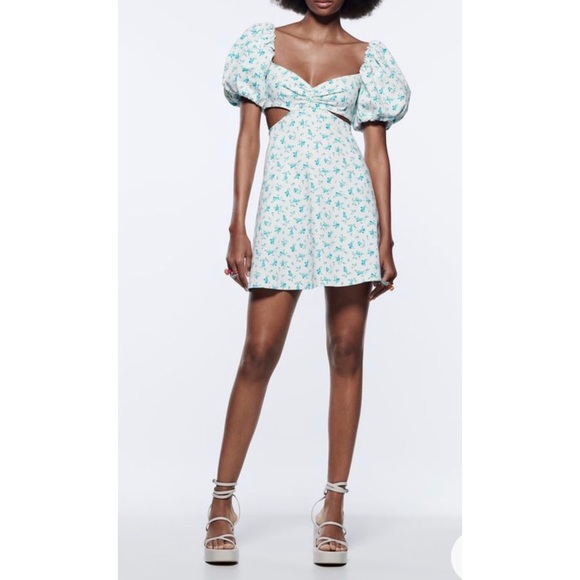 Zara Dresses & Skirts - Zara Floral Cutout Dress M •Brand New•